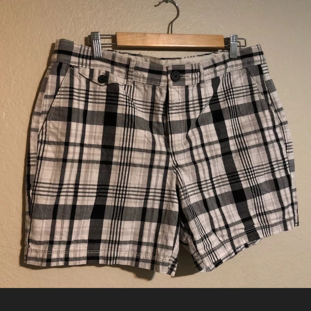 Black and white plaid shorts size 14 by Dockers